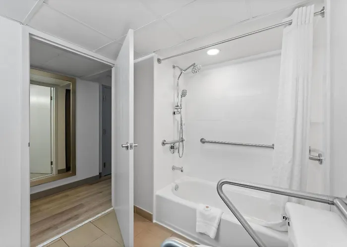 Comfort Suites Bethlehem Near Lehigh University And Lvi Airport
